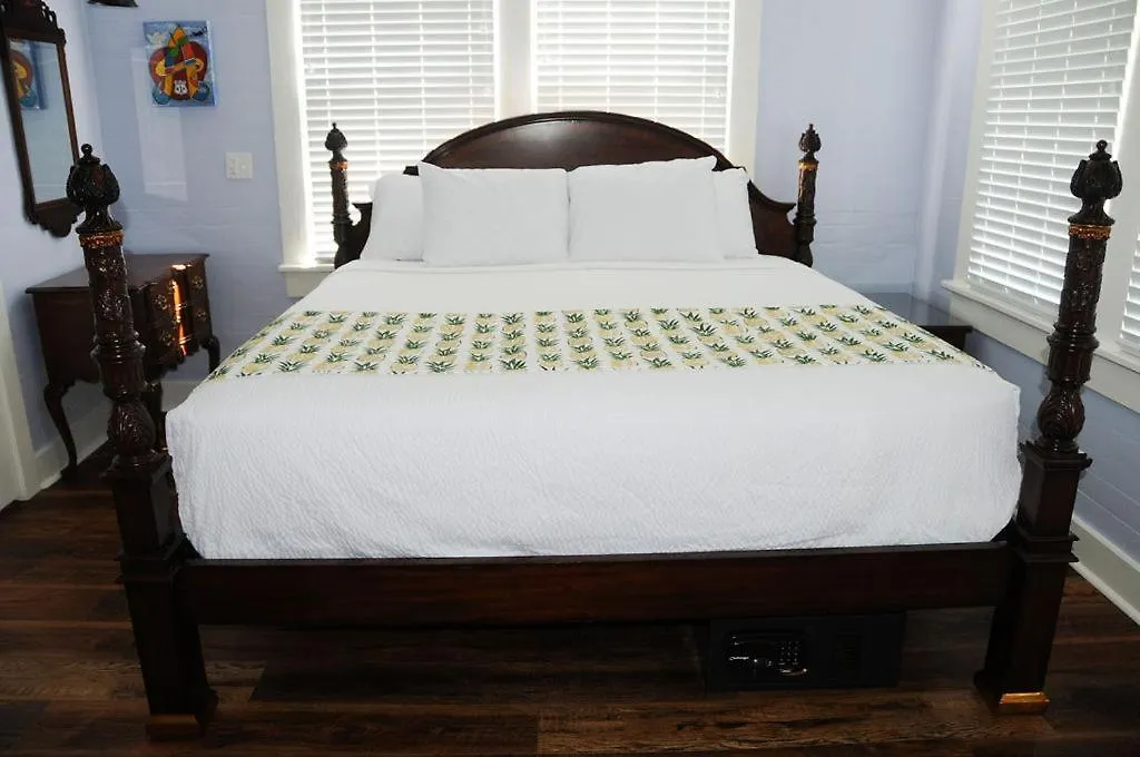The Porch On Frances Inn - Adults Exclusive Key West