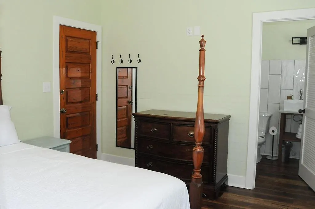 The Porch On Frances Inn - Adults Exclusive Key West