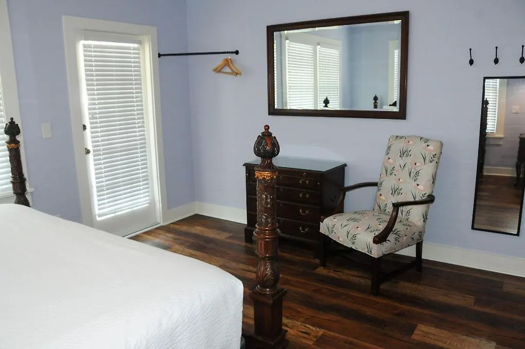 The Porch On Frances Inn - Adults Exclusive Key West