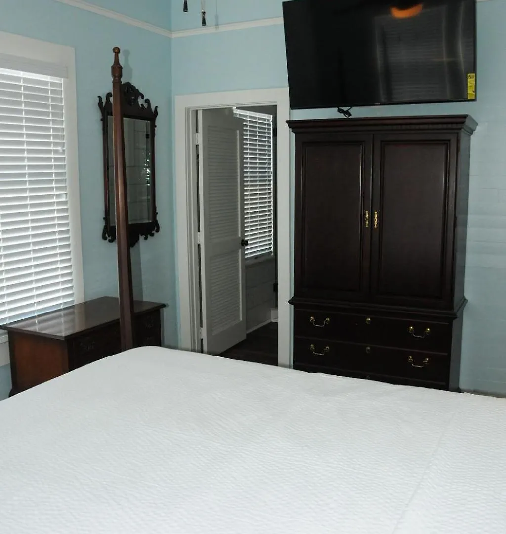 The Porch On Frances Inn - Adults Exclusive Key West